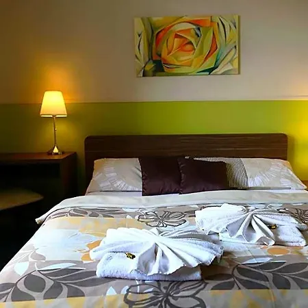 Bed & Breakfast Tofi Nitra