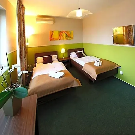 Bed & Breakfast Tofi