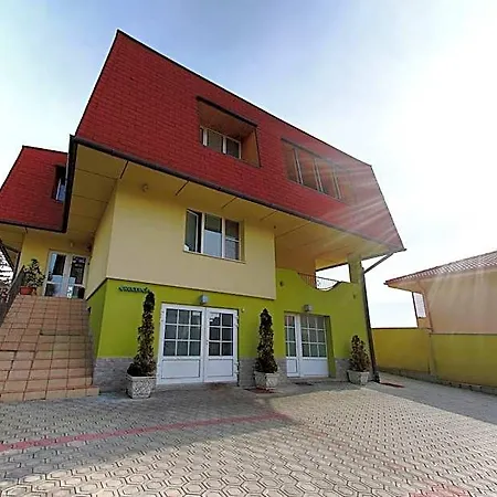 Tofi Bed & Breakfast